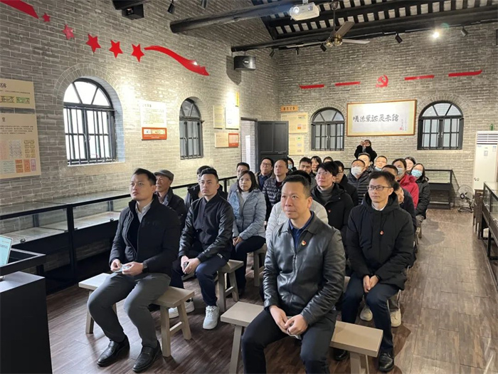學黨史，走基層！順控城投進基層上一堂生動黨課