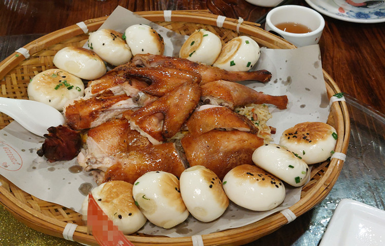 美味雞包飯，連饞蟲都迷暈了