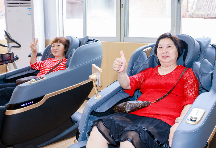社區老年人樂在其中，陳村舊圩社區慈善綜合體開館