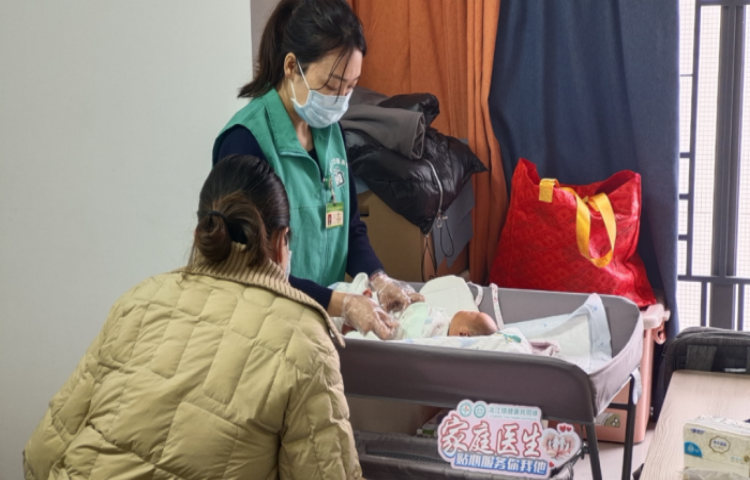 身穿綠馬甲走街串巷，他們是百姓的幸福“醫”靠