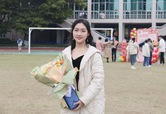 杏壇讀書人家①|梁嘉盈：家風學風有法，圓夢大學啟新程