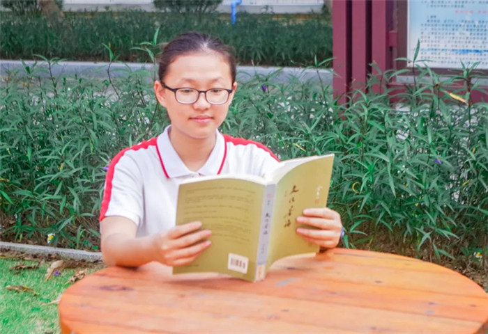 全鎮唯一！杏壇杏中學子獲得宋慶齡獎學金