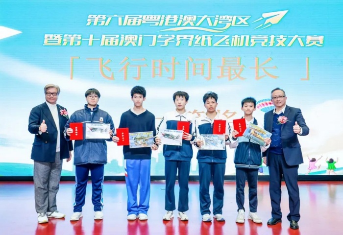 同臺競技，容桂外國語學校學子滿譽而歸