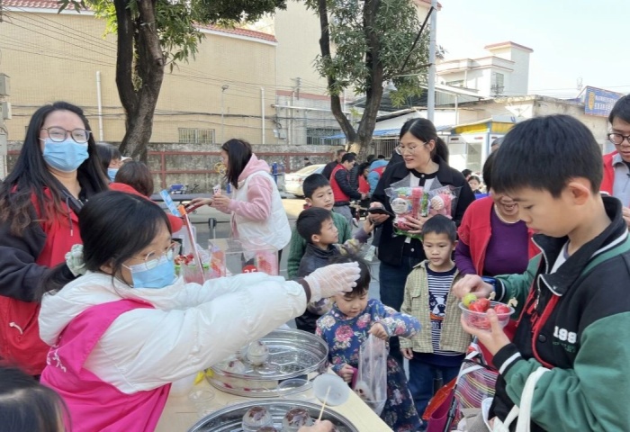 杏壇羅水：志愿服務迎新春，居民其樂融融