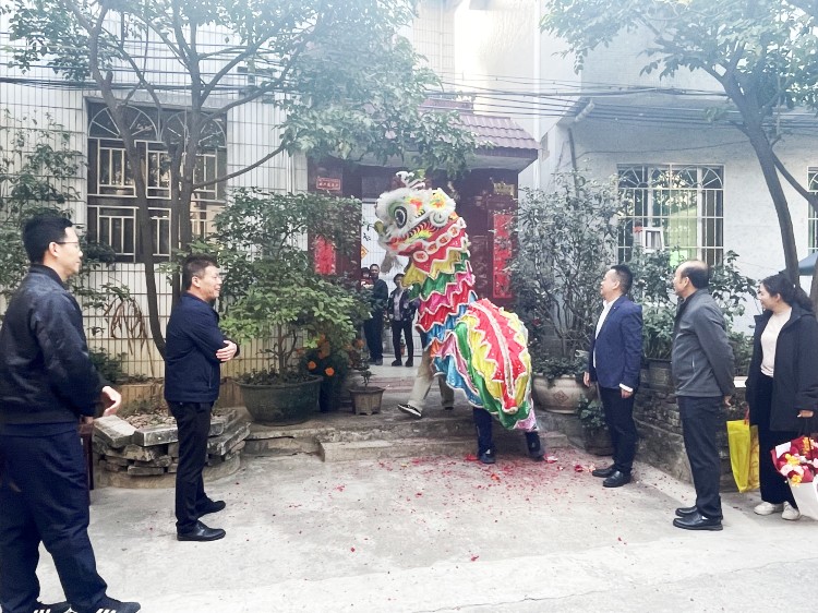 樂從榮耀！這三名現(xiàn)役軍人爭光了