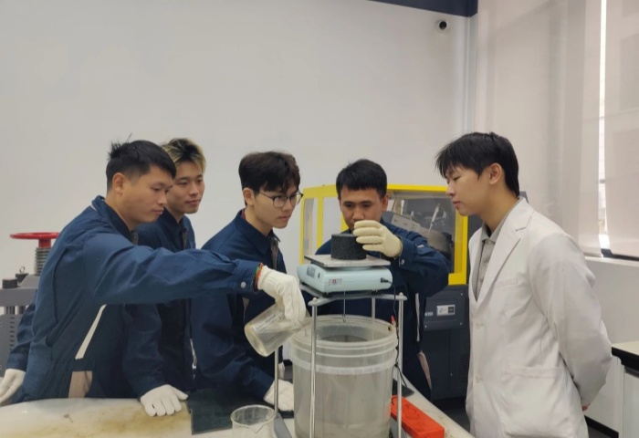 5名澳門青年，在華運通達開啟學(xué)習(xí)之旅