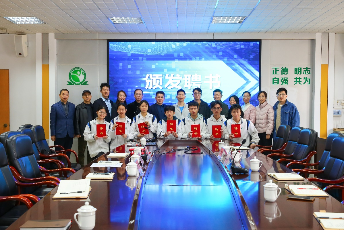 校企協同創新，陳村職校與美的洗滌電器簽約