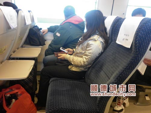 看座位：寬敞還適合看電視
