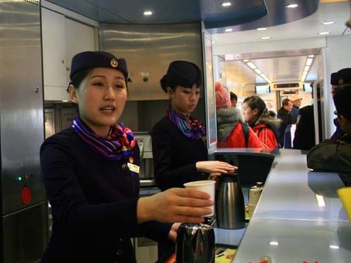 提供多種熱食熱飲暖洋洋