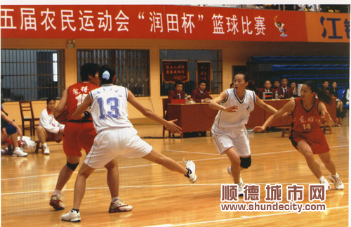 李輝：精神是需要現實轉化力的