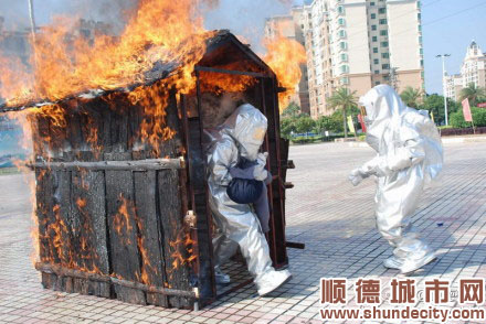 宣傳消防日，鎮街輪番精彩
