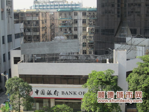 企業好自覺 過期廣告自己拆