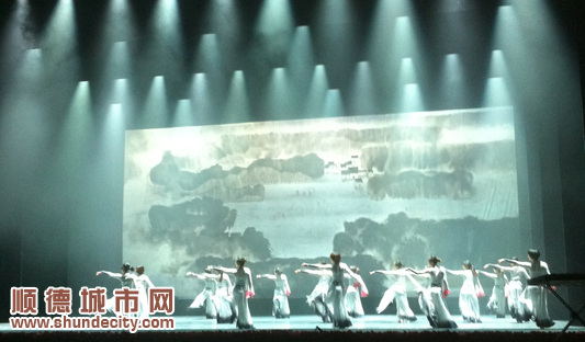 花會(huì)揭秘七：上屆東道主體驗(yàn)舞臺(tái)，贊效果震撼！