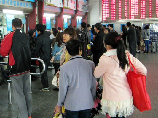 節后的順德客運站：客流比平時周末還少