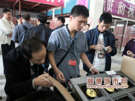 “三打”需要動員全民共同參與
