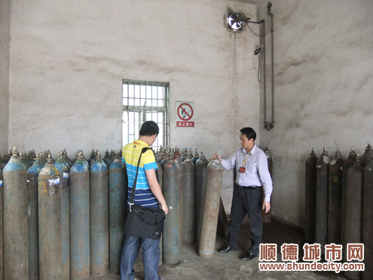 樂(lè)從取締一重大安全隱患?xì)怏w店