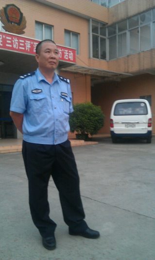 盧能業(yè)：敬業(yè)奉獻的民警中隊長智救溺水兒童