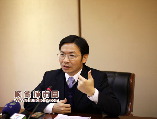 順德區區長黃喜忠接受媒體專訪
