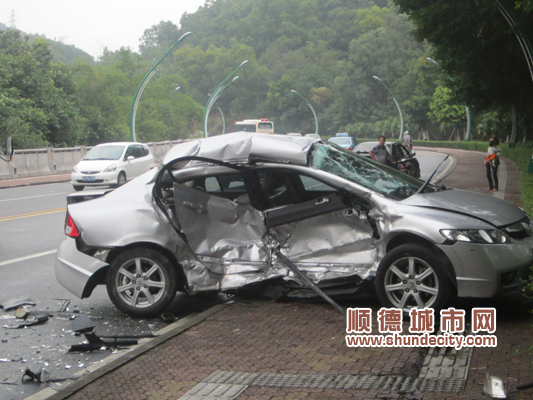 馬路事故連連　交通安全莫淡然