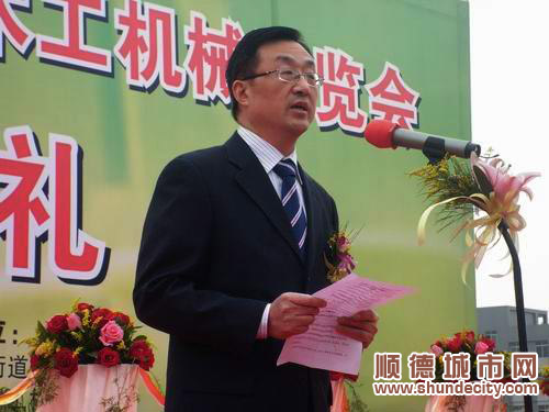 劉群：倫教木機做領頭羊定要創(chuàng)新