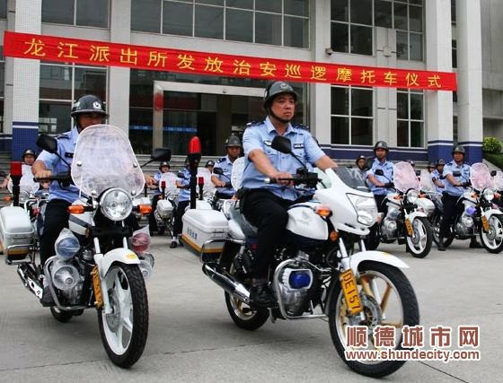 龍江50輛摩托車“上崗”巡邏