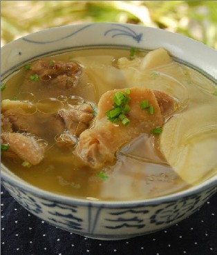 冬筍老鴨湯