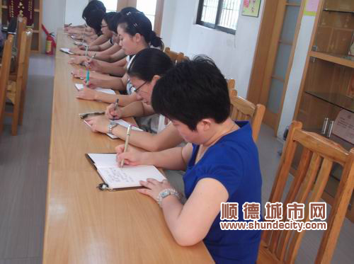三年撥了7個億！順德老師年薪逼近10萬