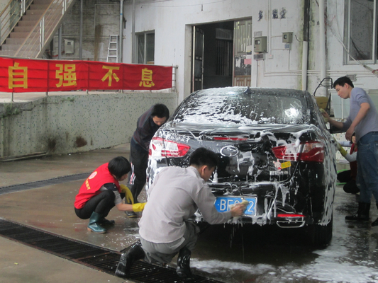 社會(huì)建設(shè)龍江篇：殘疾人一起洗車樂哈哈