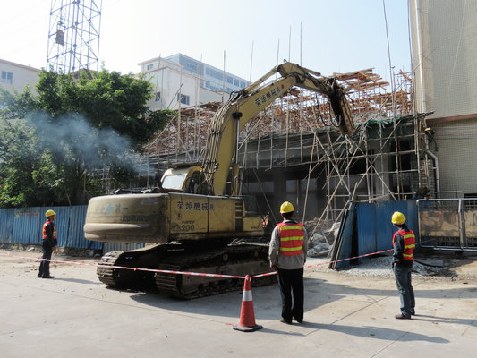 龍江：工地違建不聽勸，被強拆了