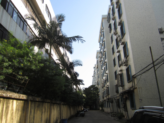 市民投訴：北風吹臭味重，工廠排廢氣