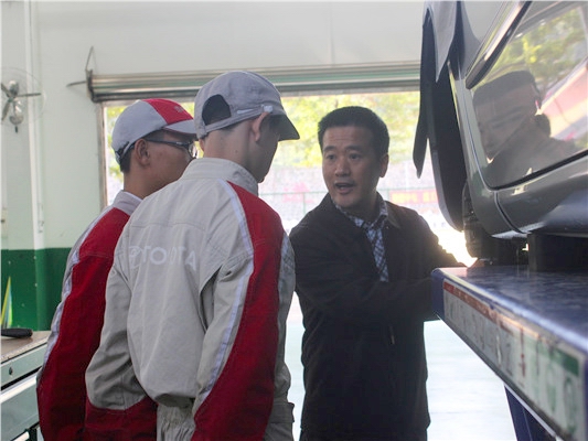 十杰侯文勝：和汽修職業教育一路前行