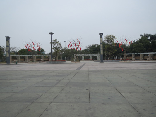 勒流：變靚了！7000平米市民廣場換新貌