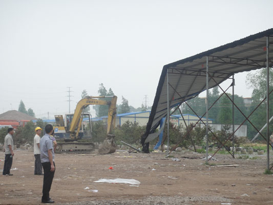 樂從多部門聯動，高壓整治“兩違”建筑