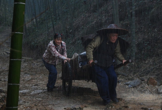  周日不虛度，《班主任》在圖書(shū)館約你！