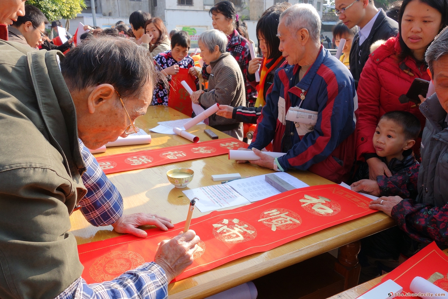 勒流揮春行，春色暖萬家！