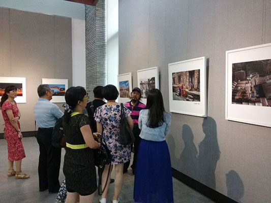 百幅攝影作品再現小城魅力，市民免費賞