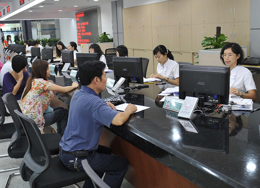 樂從：辦事窗口推行“一次性告知”制度