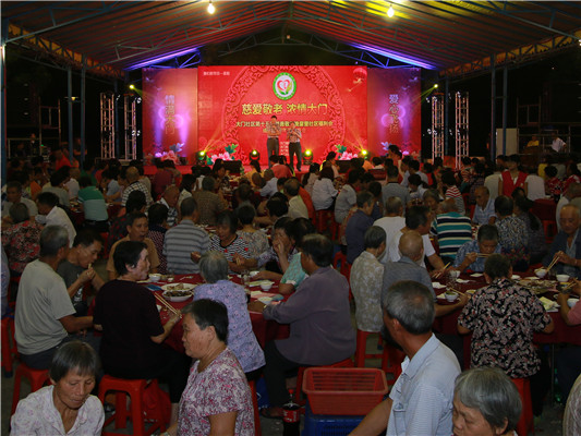 大良：祝福長者！敬老晚宴有表演有禮物