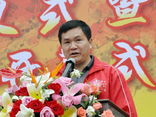 樂從小學梁德初：荊棘歲月里堅守教育