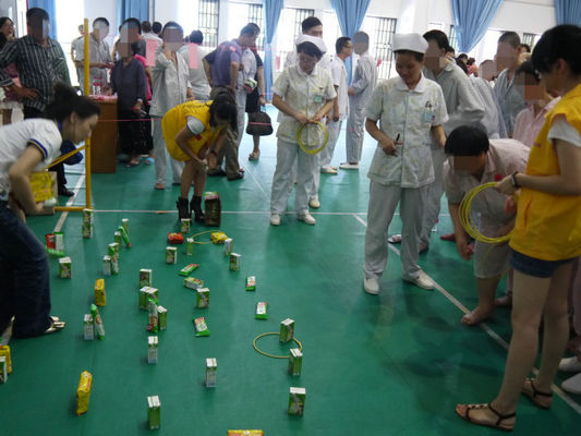 中秋臨近，伍仲佩與慈善組織合作獻愛心