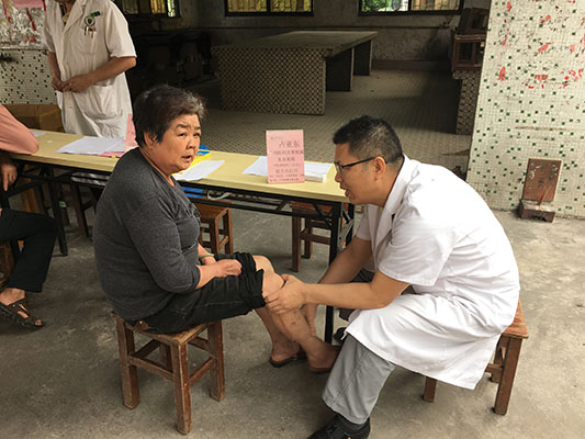樂從醫院進葛岸教德，科普義診暖民心
