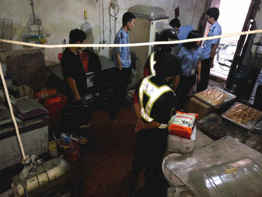 龍江：面包“黑作坊”衛(wèi)生惡劣，查封！