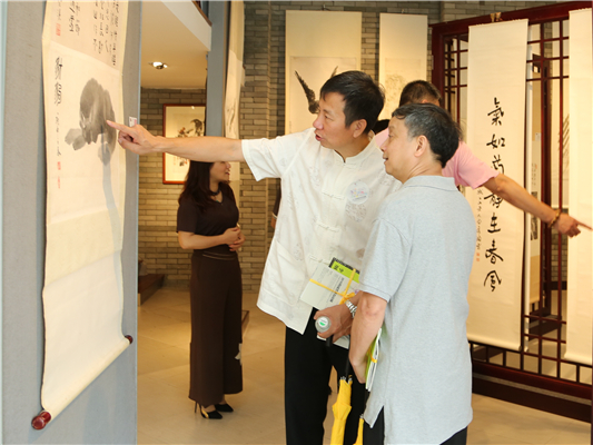 一起來，更精彩！鳳城藝術(shù)互動展昨開幕