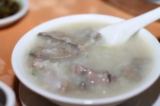 順德人最鐘意的一份粥——豬雜粥！