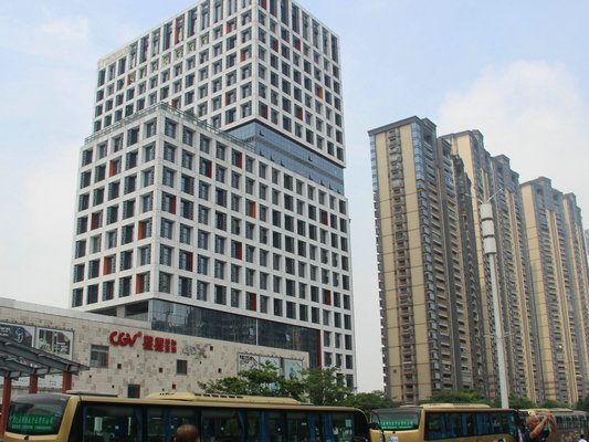 打造區(qū)域開放引領(lǐng)先行區(qū)，構(gòu)建開放城市格局