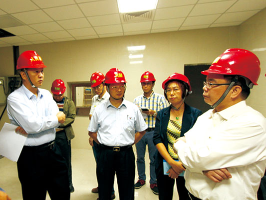 八天三探新人民醫(yī)院建設(shè)工程所謂何事？