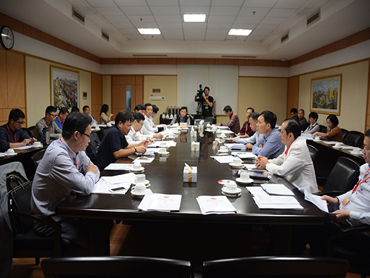 兩會(huì)聚焦政商篇：政企溝通融合可更充分
