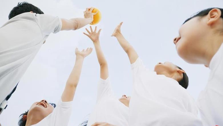 人民日報：普及高中教育，是時候了