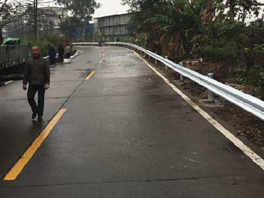 更安全！杏壇臨水農(nóng)村公路要安裝護(hù)欄了
