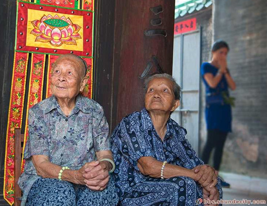 均安“帝王出游”活動